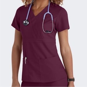 Grey’s Anatomy | 3 Pocket Mock Wrap Scrub Top